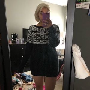 Black and white long sweater / sweater dress